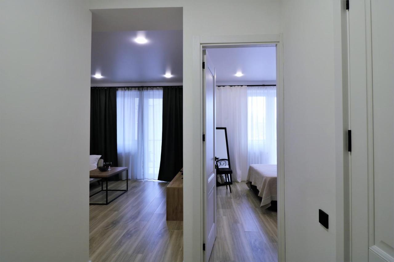 Apartamento Twins Tower Tiflis Exterior foto